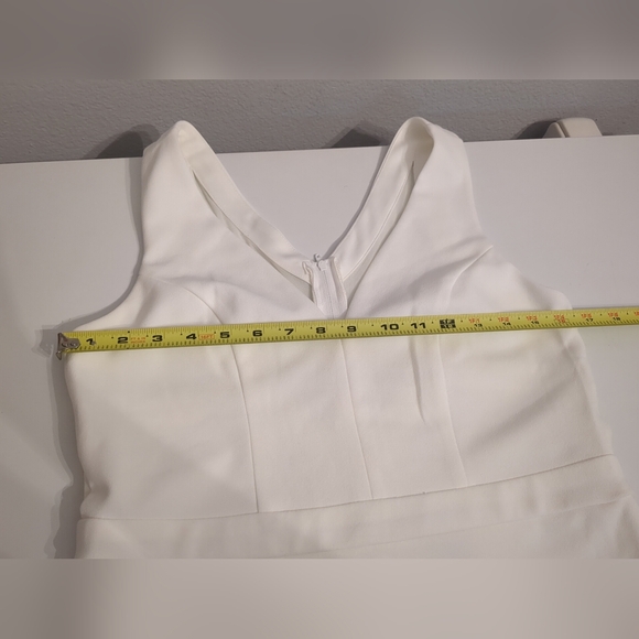 WINDSOR WOMEN'S SLEEVELESS BODYCON IVORY DRESS SIZE LARGE - Picture 3 of 8